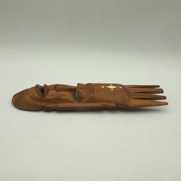 Wood Indonesian Tribal Mask - Picture 6 of 11